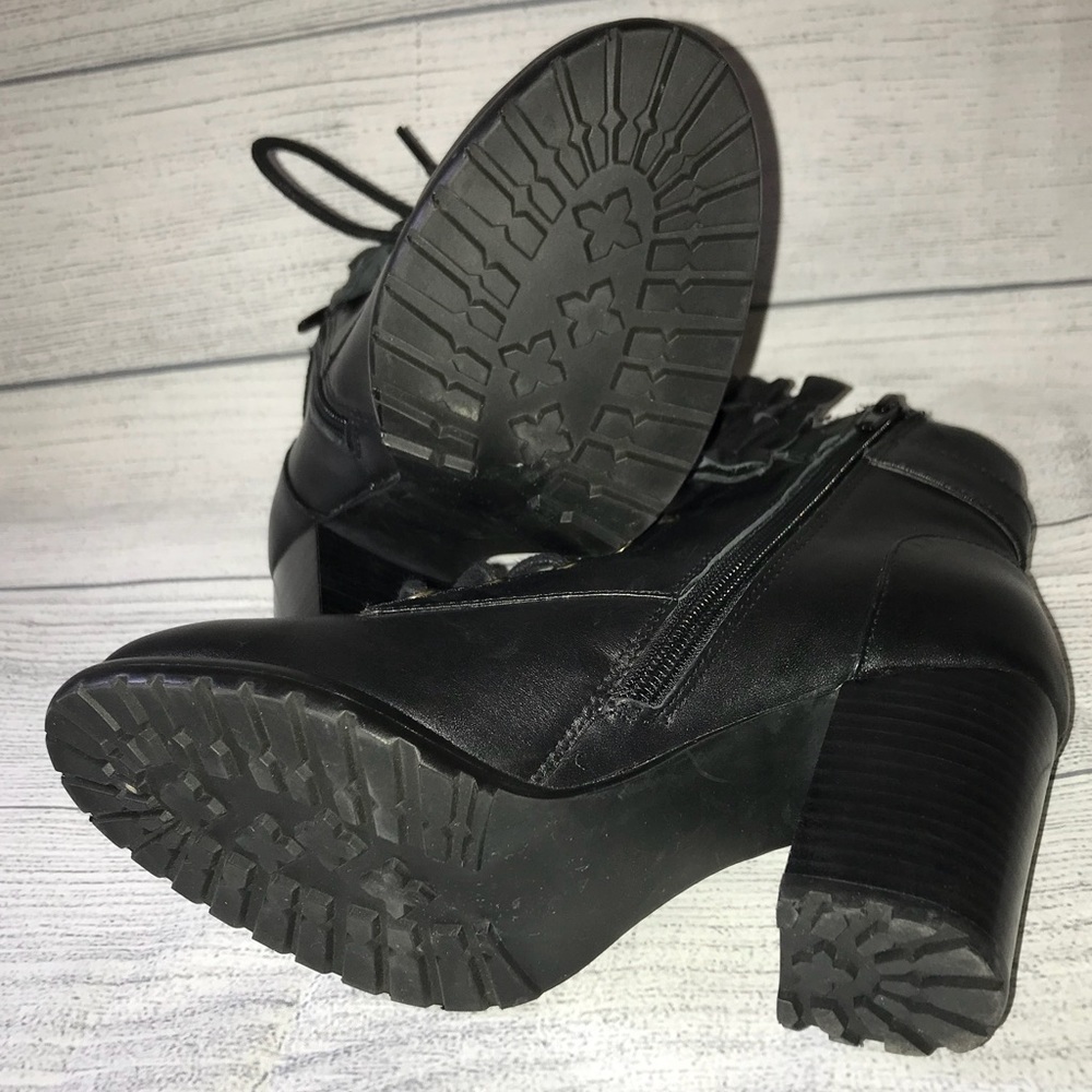 NEW BETSEY JOHNSON Alleexis Bootie - Picture 4 of 8
